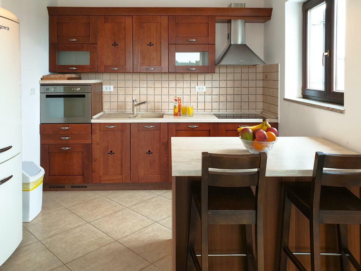 Apartment Oliva Yourcroatiaholiday プレマントゥーラ エクステリア 写真