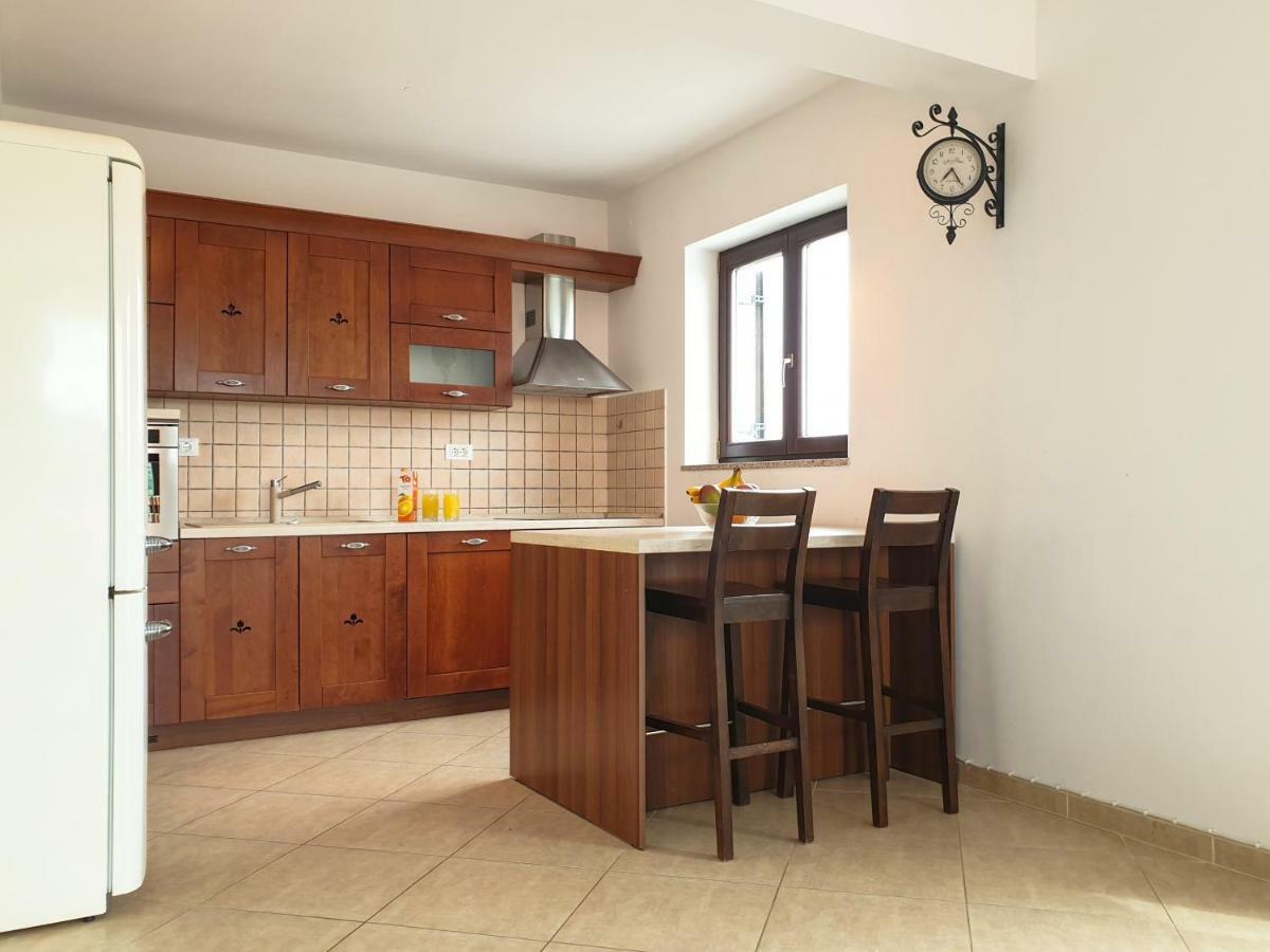 Apartment Oliva Yourcroatiaholiday プレマントゥーラ エクステリア 写真