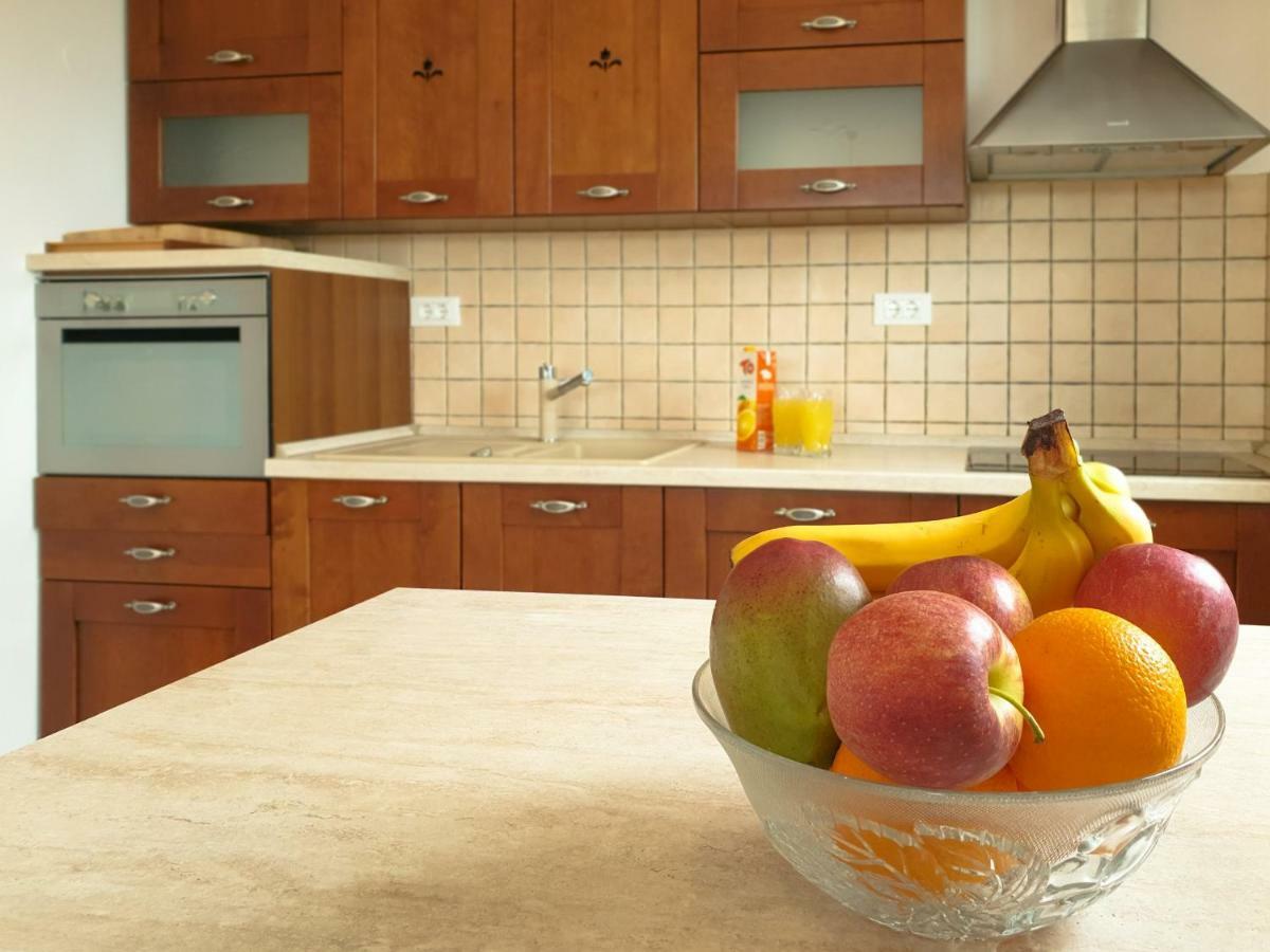 Apartment Oliva Yourcroatiaholiday プレマントゥーラ エクステリア 写真